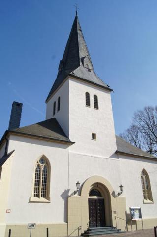 Dorfkirche in Neukirchen