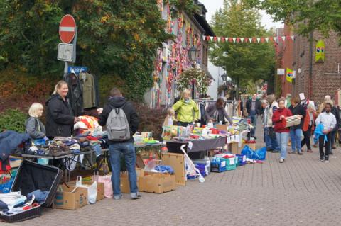 Trödelmarkt Dorf Neukirchen